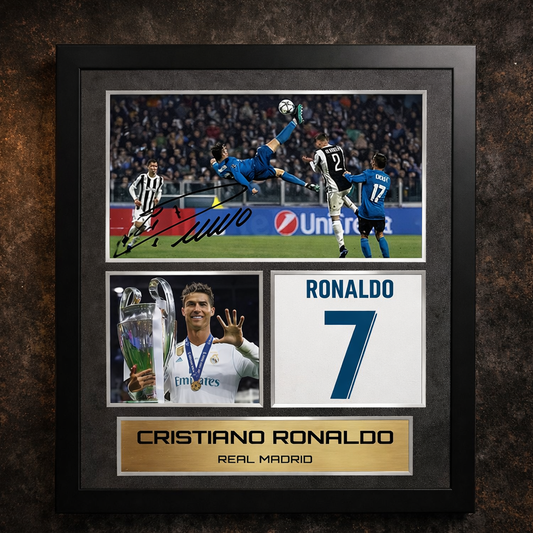 Cristiano Ronaldo | Signed Memorabilia Display – Real Madrid Edition